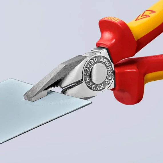 KNIPEX Szigetelt kombinált fogó 160mm (03 06 160)