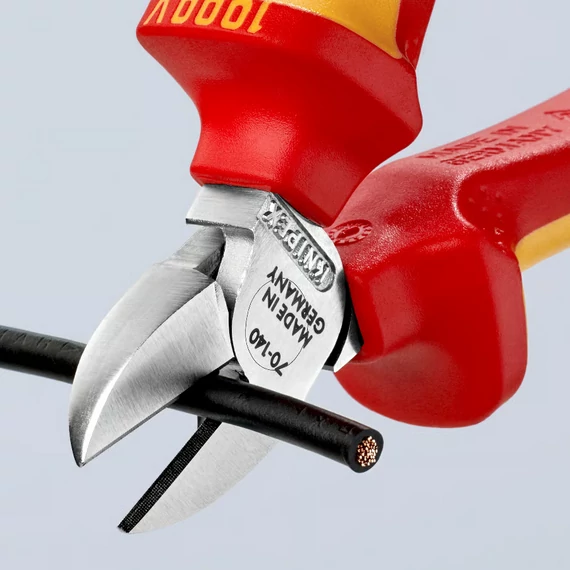 KNIPEX Oldalcsípőfogó 140mm (70 06 140)