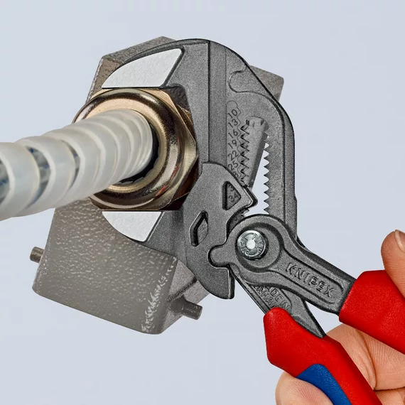 KNIPEX Fogó és csavarkulcs 180mm (86 02 180)