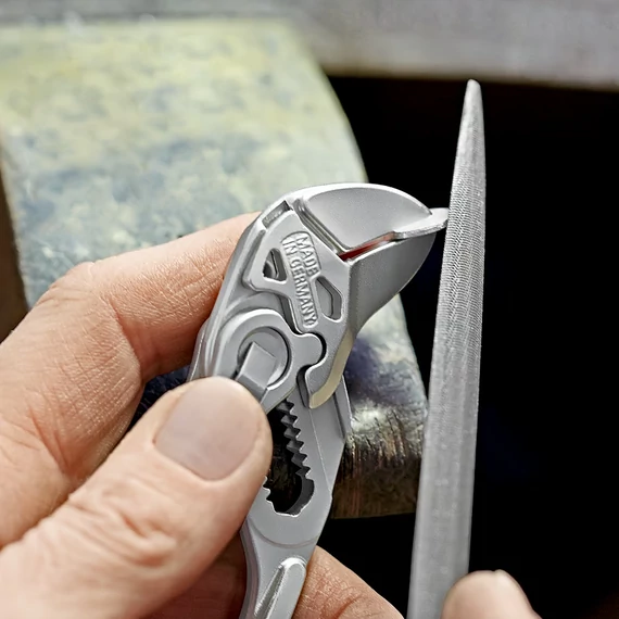 KNIPEX Párhuzam fogó 125mm (86 03 125)