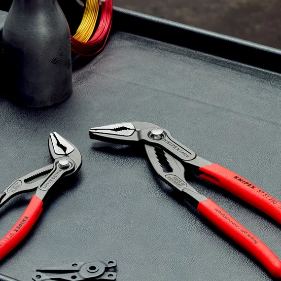 KNIPEX Cobra ES Vízpumpafogó, különösen keskeny, 180mm (87 51 180)