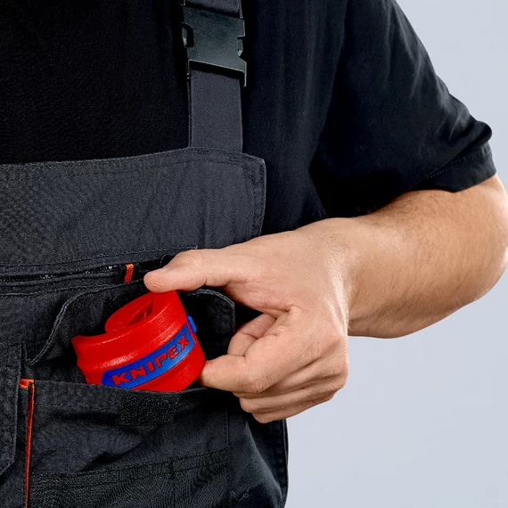 KNIPEX BiX Vágó műanyag csövekhez és szigetelő hüvelyekhez 20-50mm (90 22 10 BK)