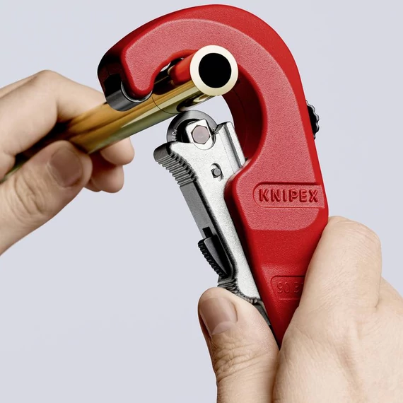 KNIPEX Csővágó görgős 6-35mm (90 31 02 SB)