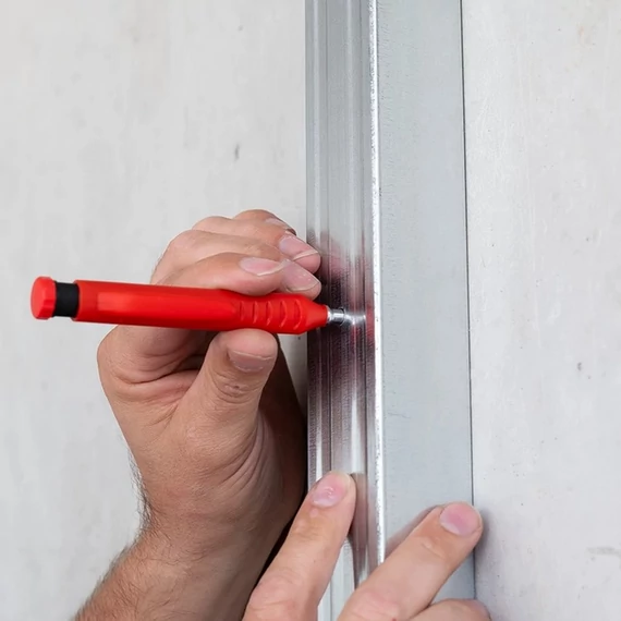 SOLA TLM2 Furatjelölő 15cm | Integrált hegyező a nyomófejben (66041120)