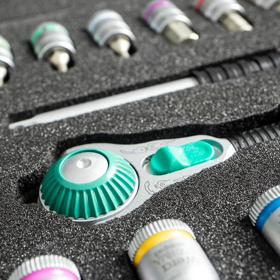 WERA 9700 Szerszámos kocsi szerszámmal, 94db-os
